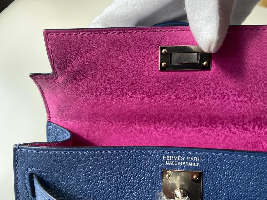 Hermès Kelly 20cm Bleu Brighton/Magnolia Verso Chevre PHW - As New