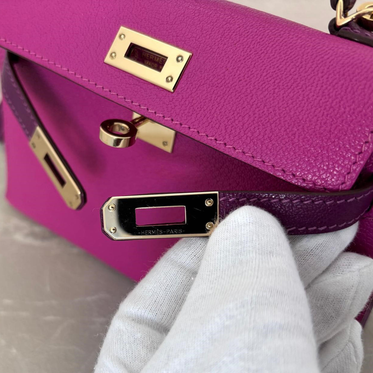 Hermès Kelly 20cm Magnolia/Cassis HSS Chevre PBHW