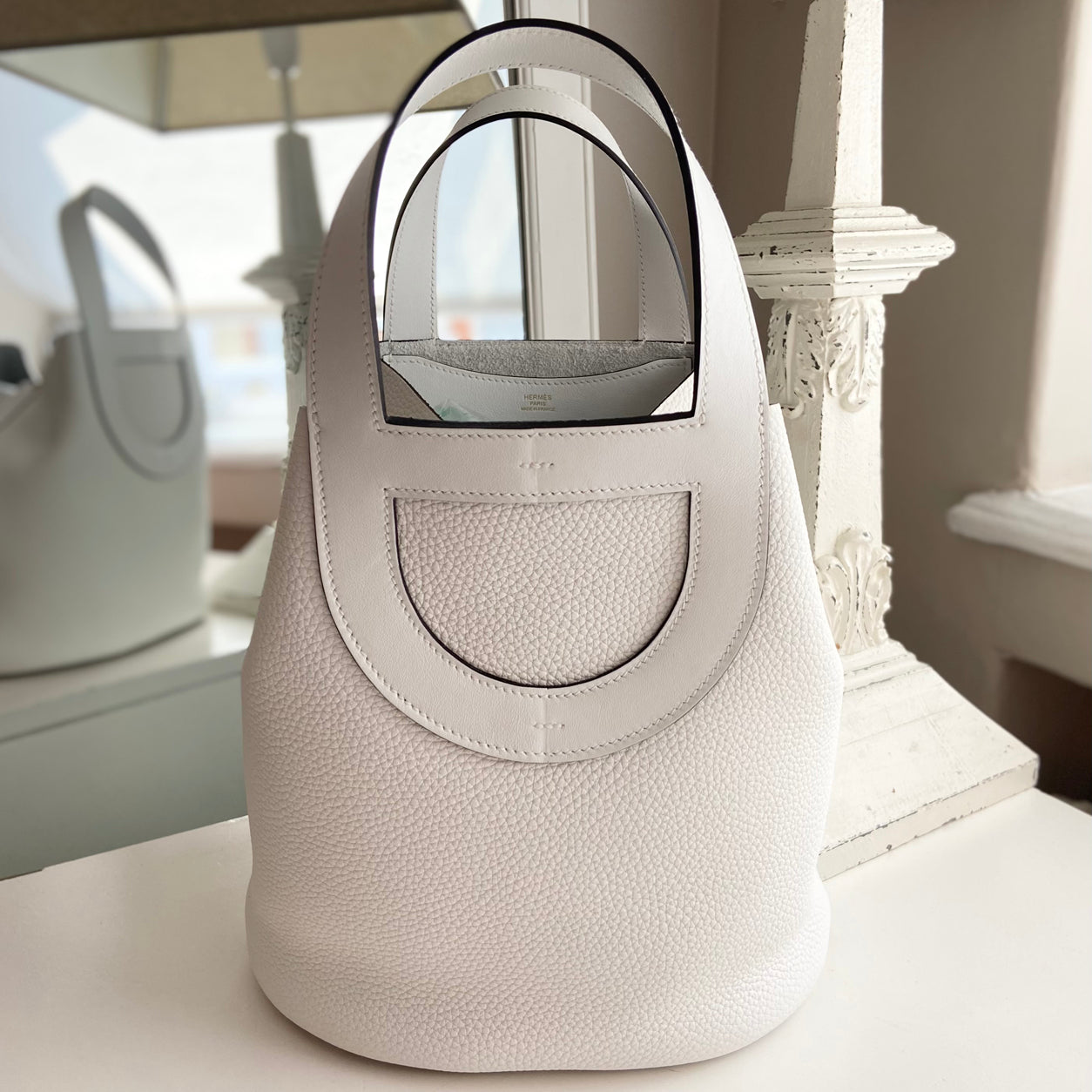 Hermes In The Loop 23cm New White Clemence GHW