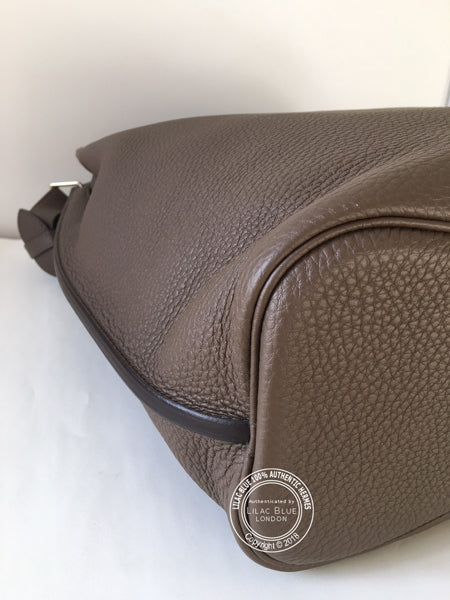 Hermès So Kelly 26cm Taupe Togo PHW - As New