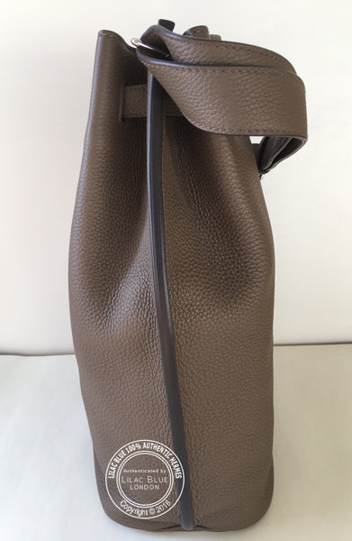 Hermès So Kelly 26cm Taupe Togo PHW - As New