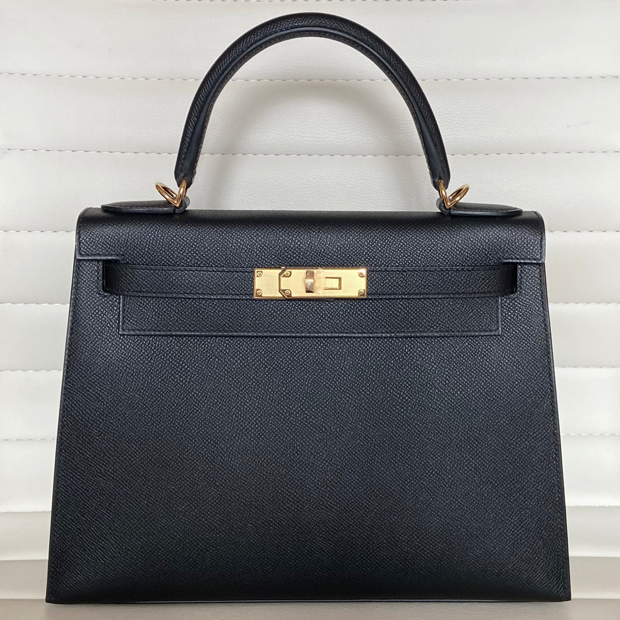 Hermès Kelly 28cm Black Epsom GHW