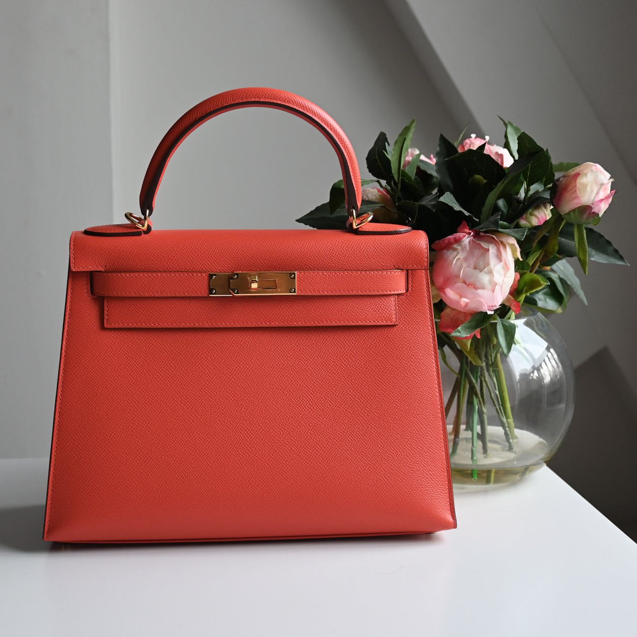 Hermès Kelly 28cm Capucine Epsom GHW