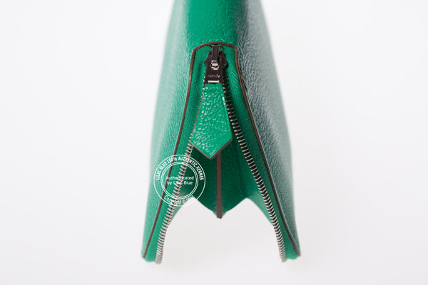 Hermès Azap Wallet in Menthe. Chevre Mysore