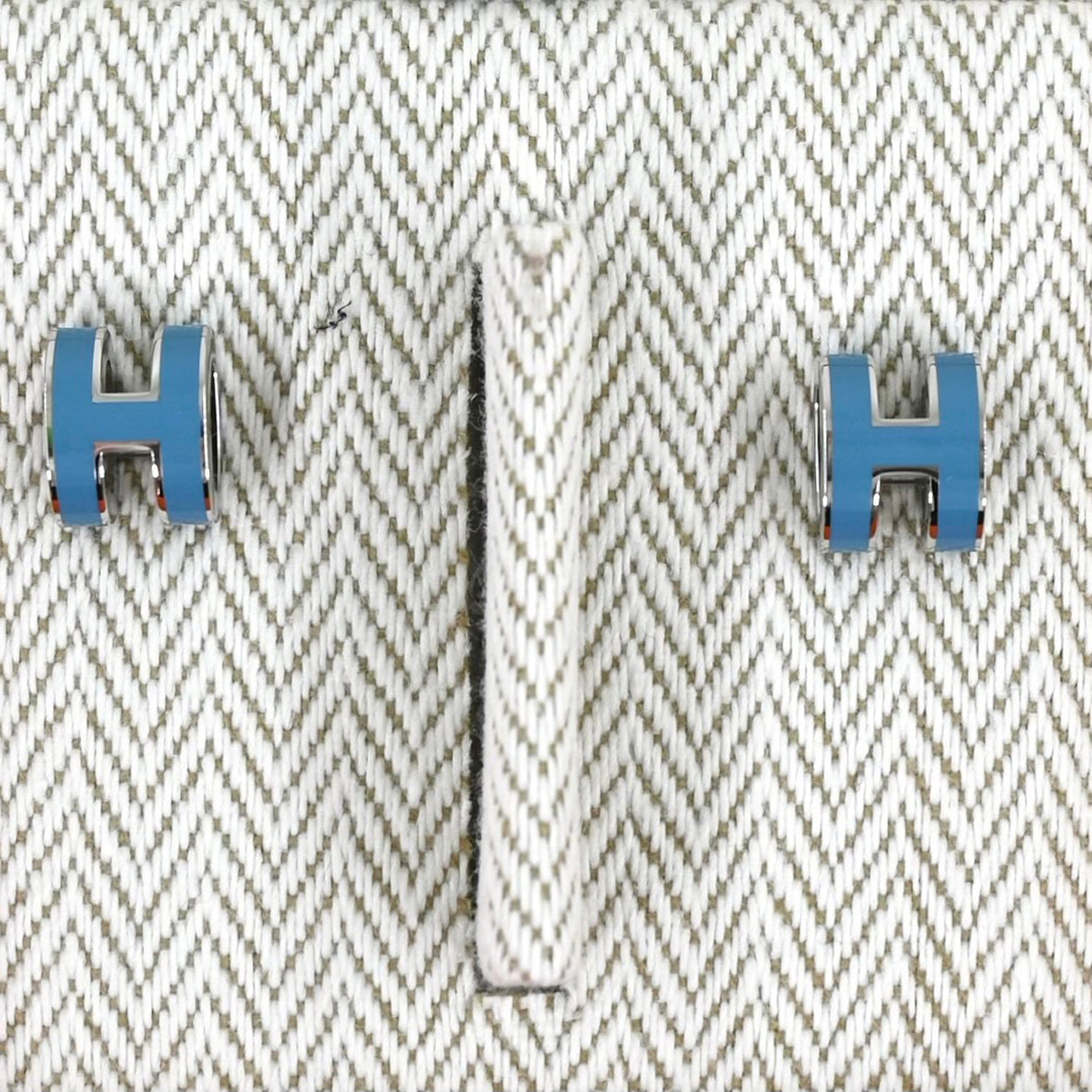 Hermes Mini Pop H Earrings. Bleu Sature/Silver