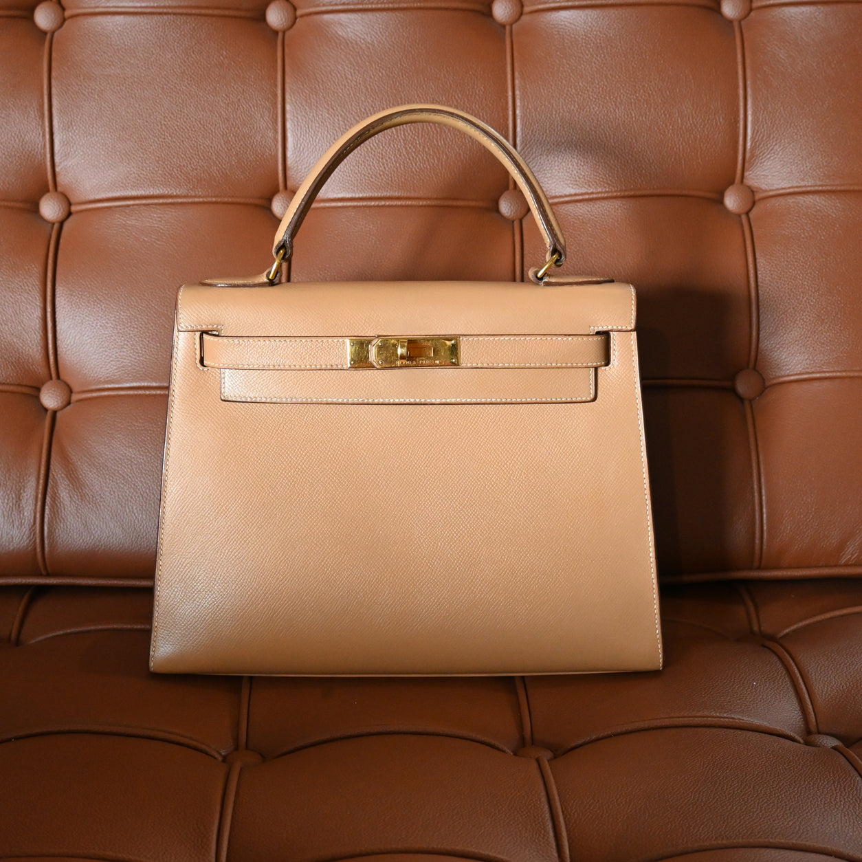 Hermès Kelly 28cm Natural Courchevel GHW - Vintage