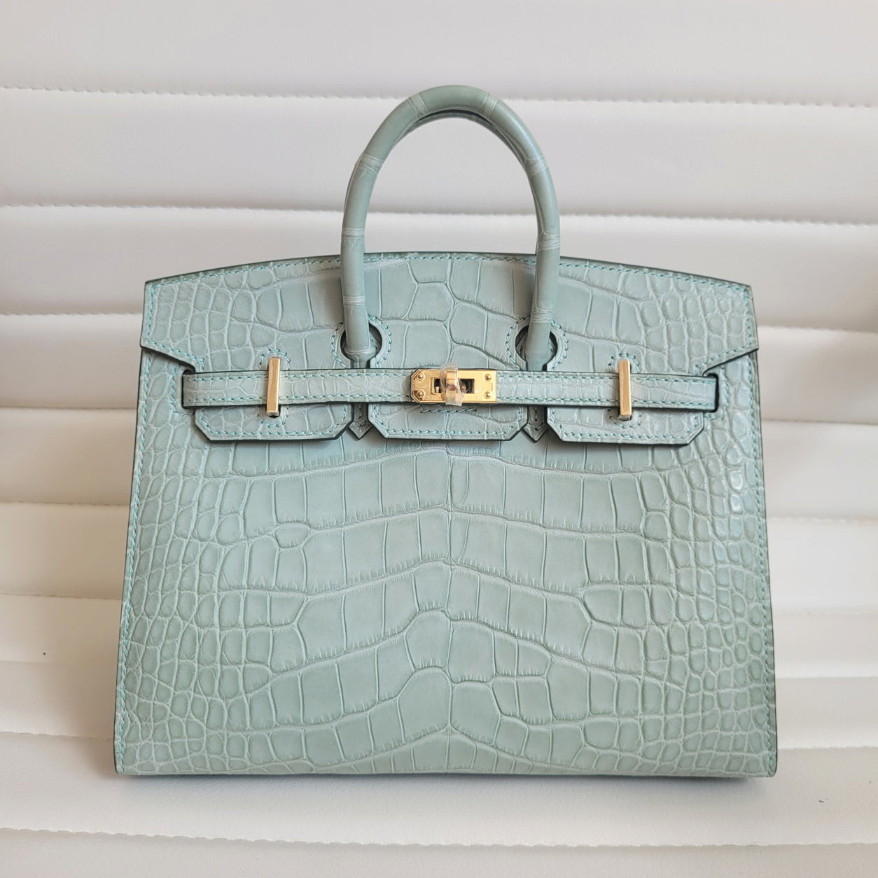 Hermès Birkin 20cm Sellier Vert d'Eau Matte Alligator GHW