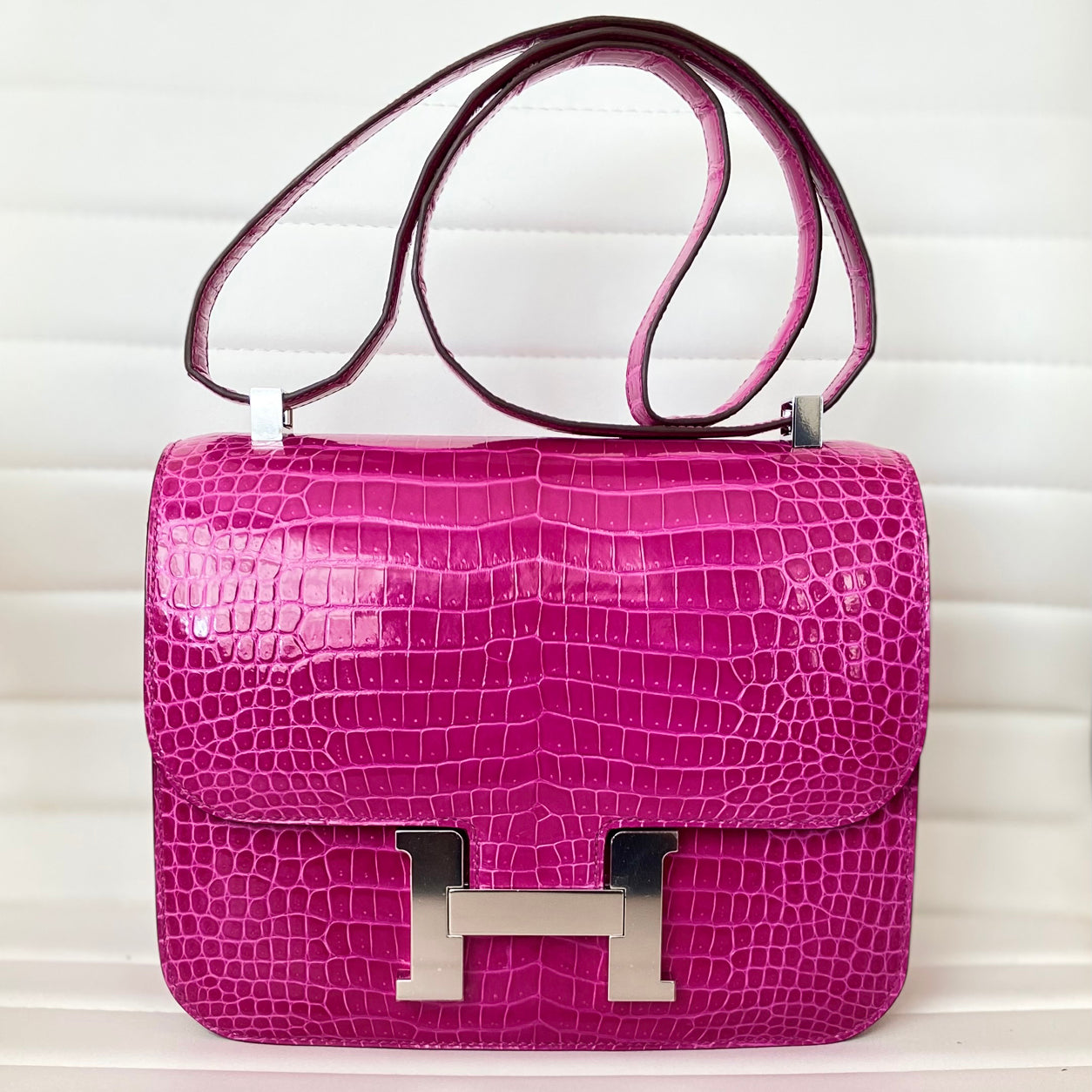 Hermès Constance 24cm Rose Scheherazade Shiny Croc PHW