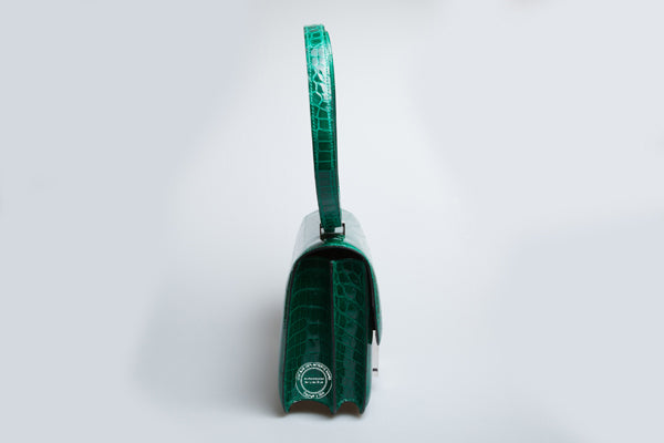 Hermès Constance 24m Vert Emeraude Shiny Croc PHW