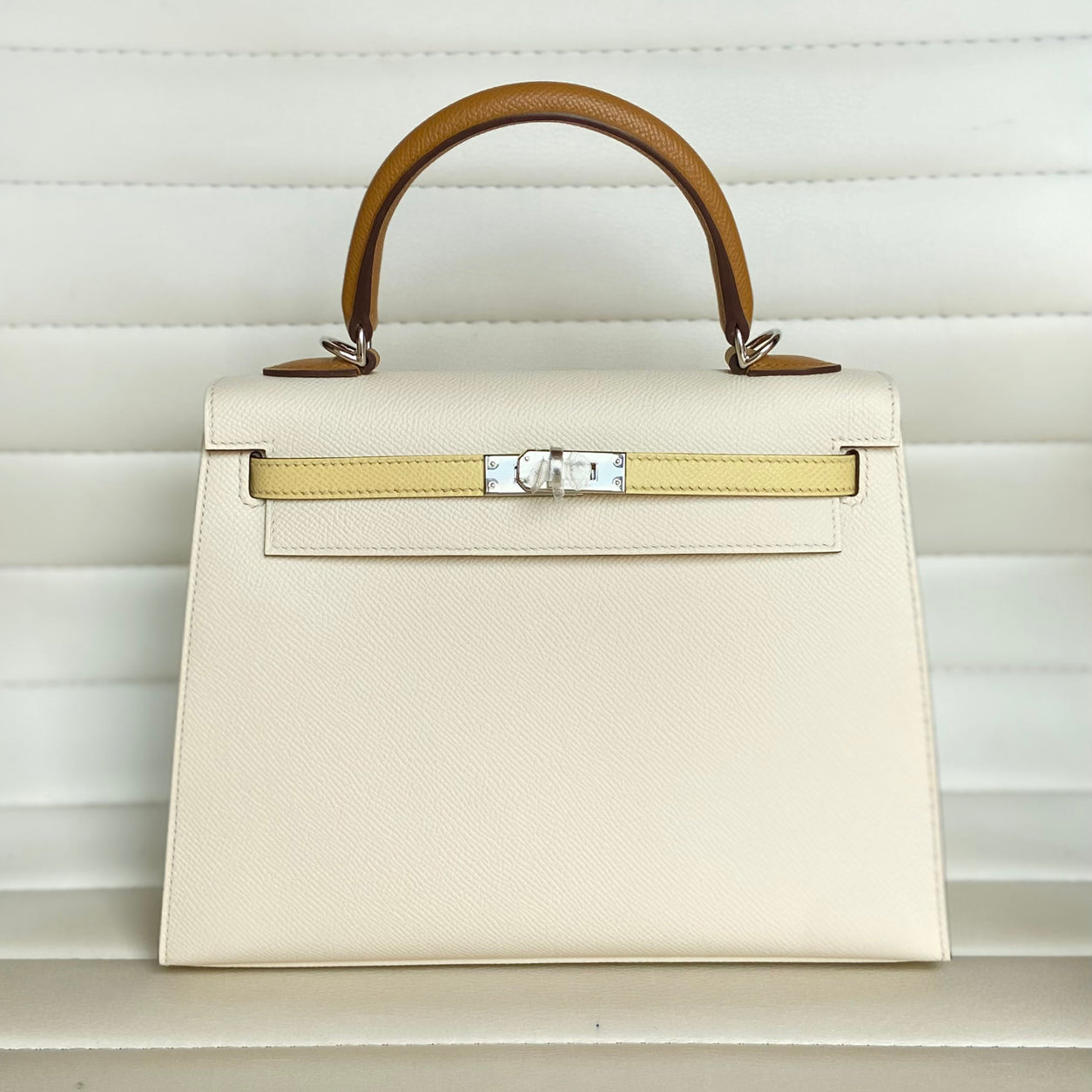 Hermes Kelly 25cm Nata/Jaune Poussin/Sesame Epsom PHW