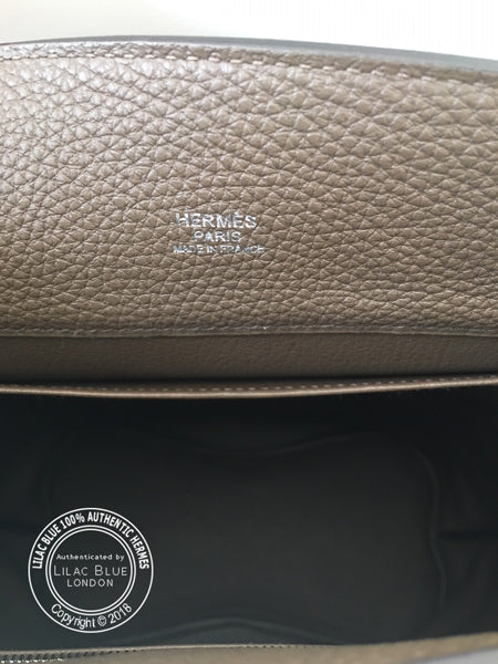 Hermès So Kelly 26cm Taupe Togo PHW - As New