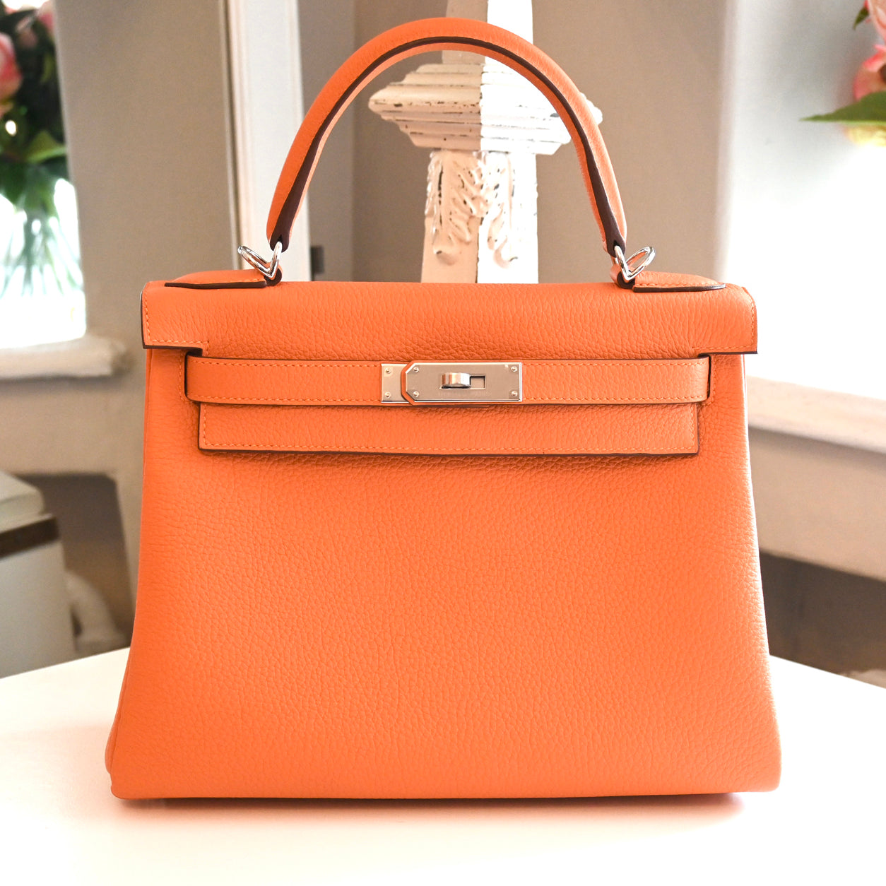 Hermès Kelly 28cm Orange Togo PHW