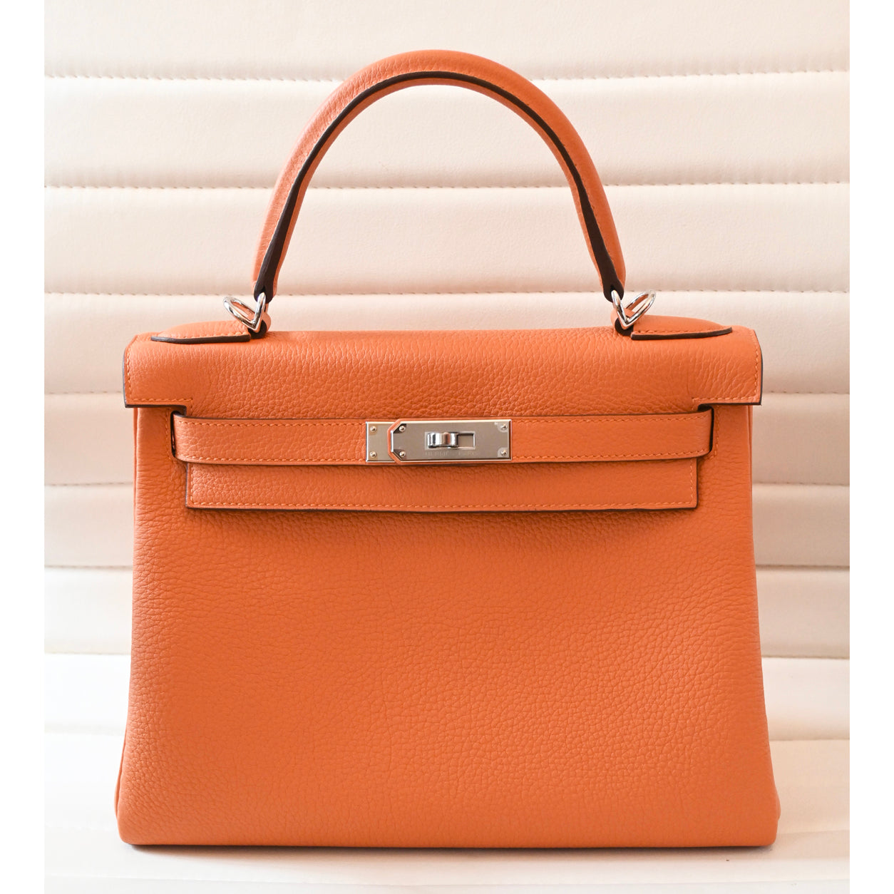 Hermès Kelly 28cm Orange Togo PHW