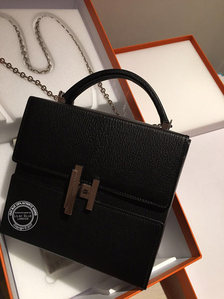 Black & Bleu Electrique Cinhetic. Chevre, Palladium