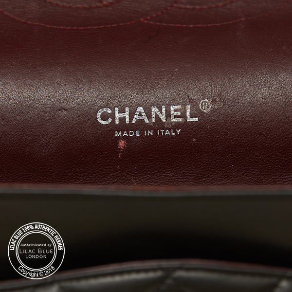 Chanel Classic Maxi Flap Bag in Black. Silver - Preloved