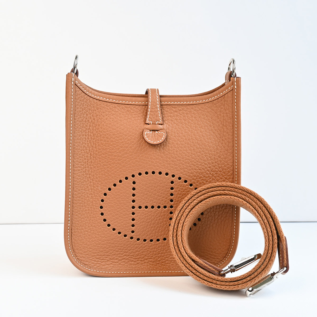 Hermès Evelyne 16cm Gold Clemence PHW
