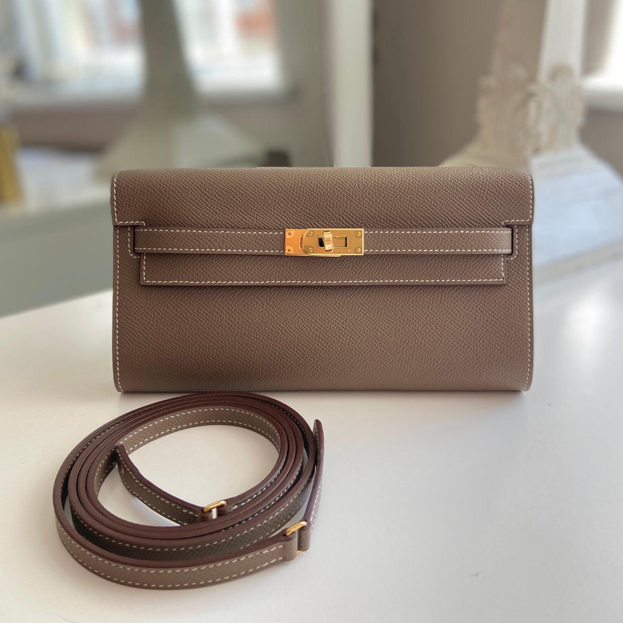 Hermès Kelly Wallet to Go Etoupe Epsom GHW