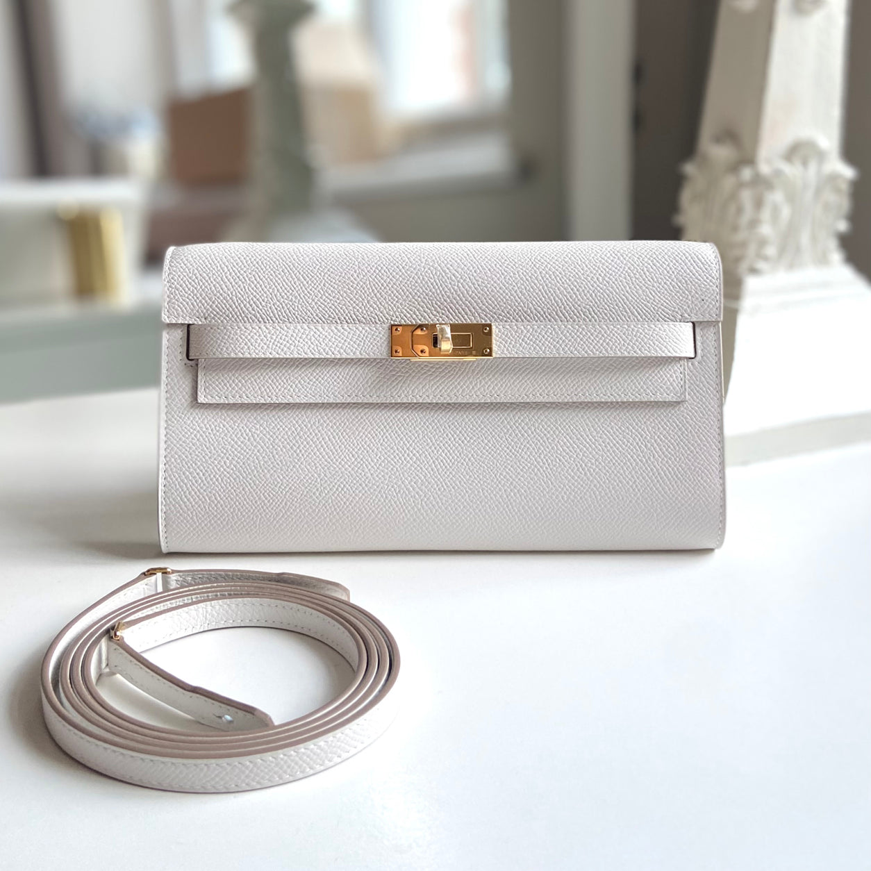 Hermès Kelly Wallet to Go Gris Pale Epsom GHW