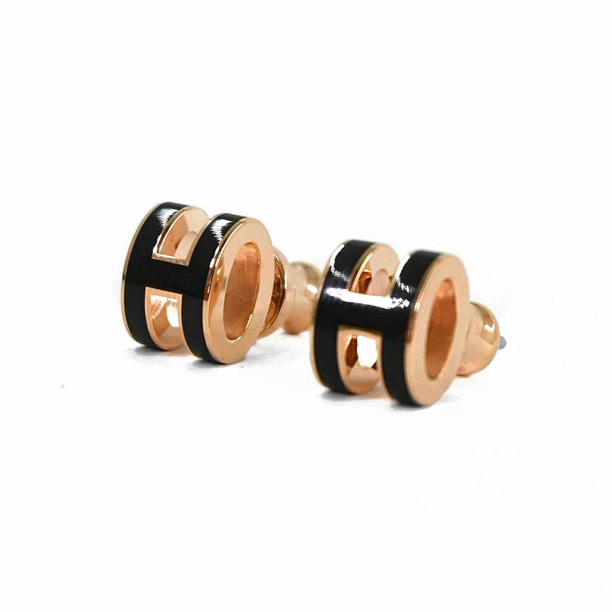 Hermes Mini Pop H Earrings. Black/Gold