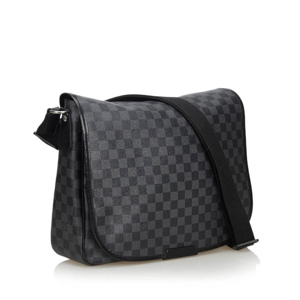 Louis Vuitton Daniel Damier Graphite GM - Preloved