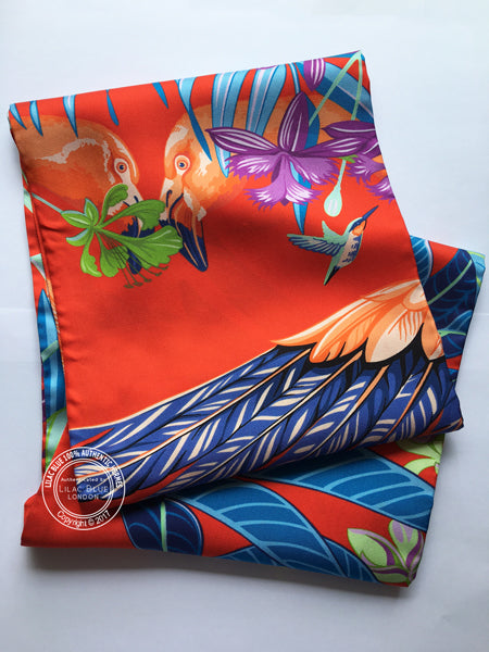 Hermès Maxi Twilly Flamingo Party. Rouge, Bleu & Vert